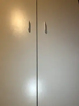 Snapshot of YesTheSexiest chatting on 10.31.25 YesTheSexiest online show from 10.31.25