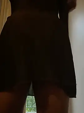 YesTheSexiest online show from 05.02.26