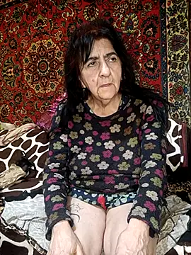 Lovely Lori online show from 02.15.25