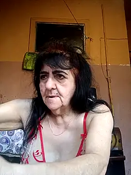 Snapshot of Lovely_Lori chatting on 05.11.26 Lovely Lori online show from 05.11.26