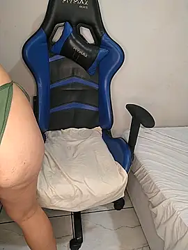 Rafaelayamazaki online show from 03.27.26