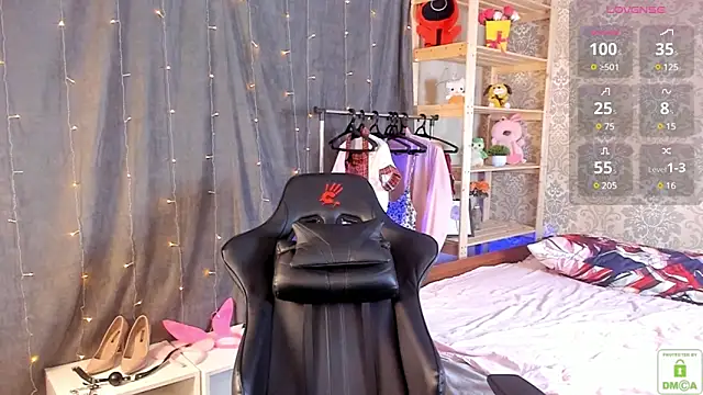 Michel Momsen online show from 03.20.25