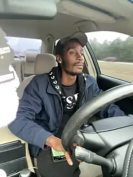 Snapshot of ITSONLYKENNY chatting on 02.10.25 ITSONLYKENNY online show from 02.10.25