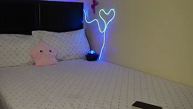 sweet melanin21 online show from 12.14.24