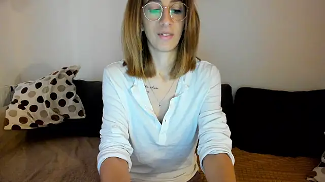 Snapshot of DesireMore90 chatting on 12.05.24 DesireMore90 online show from 12.05.24