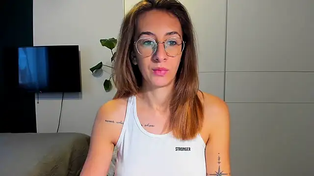 Snapshot of DesireMore90 chatting on 11.15.25 DesireMore90 online show from 11.15.25