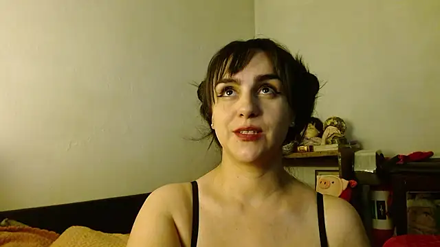 Snapshot of collette_beaufoy_ chatting on 02.08.26 collette beaufoy online show from 02.08.26