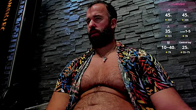 Snapshot of David_Big_Daddy chatting on 10.08.25 David Big Daddy online show from 10.08.25