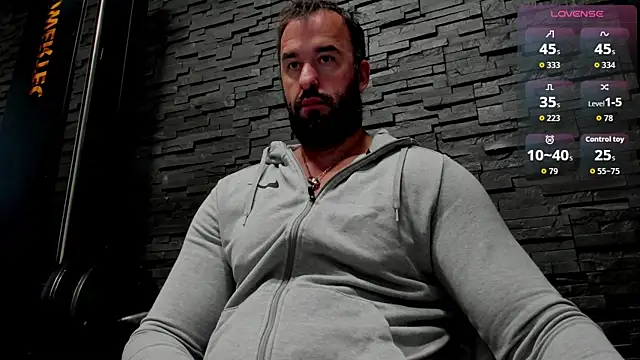 Snapshot of David_Big_Daddy chatting on 11.25.25 David Big Daddy online show from 11.25.25