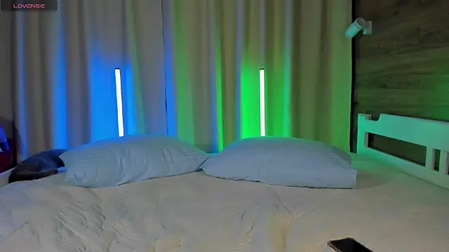 Elizabeth Hottie  online show from 01.18.25