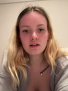 Snapshot of mariemelissah chatting on 02.24.25 mariemelissah online show from 02.24.25