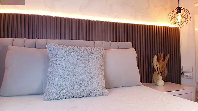 SHANONCLARK online show from 12.22.25