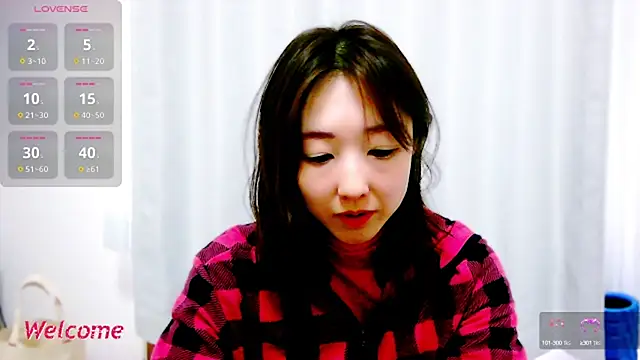 Love me Eri  online show from 03.03.25