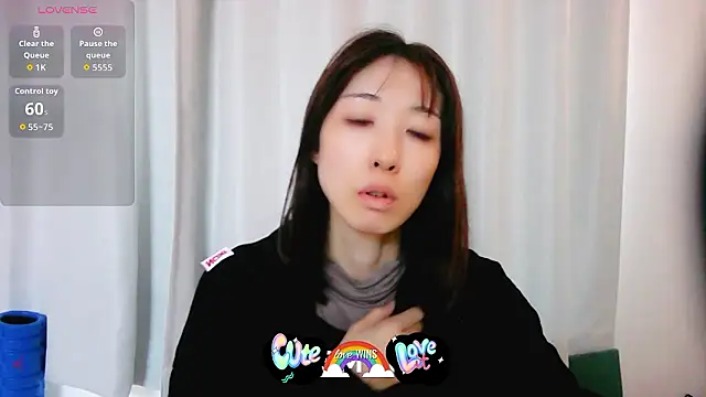 Love me Eri  online show from 10.14.25
