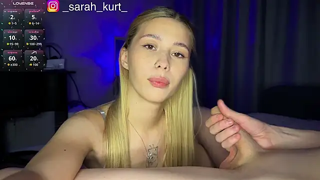 Snapshot of sarah_kurt chatting on 10.22.25 sarah kurt online show from 10.22.25
