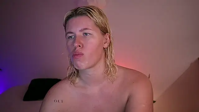 moonamii online show from 01.26.25