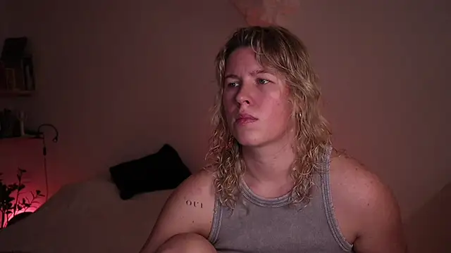 moonamii online show from 10.24.25