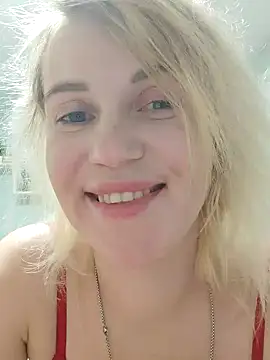 Snapshot of Linda_Gregory chatting on 12.03.24 Linda Gregory online show from 12.03.24