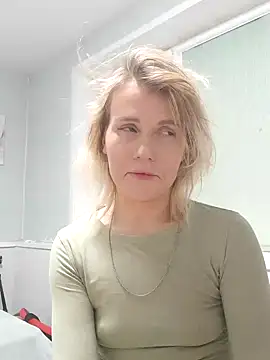 Snapshot of Linda_Gregory chatting on 01.15.25 Linda Gregory online show from 01.15.25