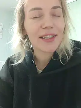 Snapshot of Linda_Gregory chatting on 02.09.25 Linda Gregory online show from 02.09.25