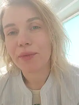 Snapshot of Linda_Gregory chatting on 02.25.25 Linda Gregory online show from 02.25.25