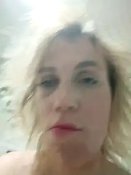 Snapshot of Linda_Gregory chatting on 09.12.25 Linda Gregory online show from 09.12.25