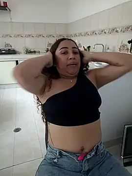 Snapshot of AfroditaBiker_ chatting on 10.08.25 AfroditaBiker online show from 10.08.25