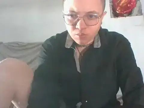 Snapshot of EdenJupiter chatting on 01.27.25 EdenJupiter online show from 01.27.25