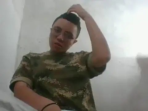 Snapshot of EdenJupiter chatting on 02.14.25 EdenJupiter online show from 02.14.25