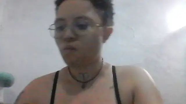 Snapshot of EdenJupiter chatting on 02.25.26 EdenJupiter online show from 02.25.26