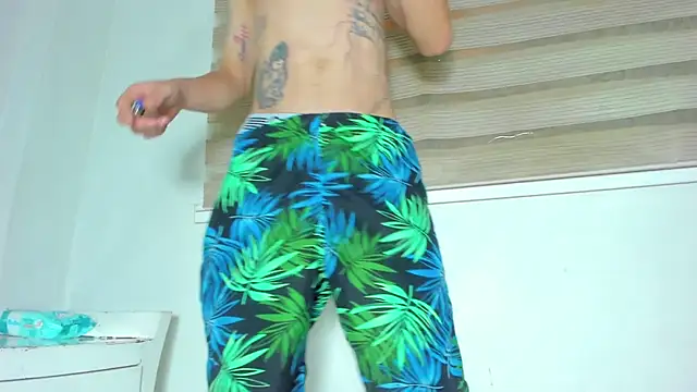 Snapshot of enjoy_hotparty chatting on 01.05.26 enjoy hotparty online show from 01.05.26