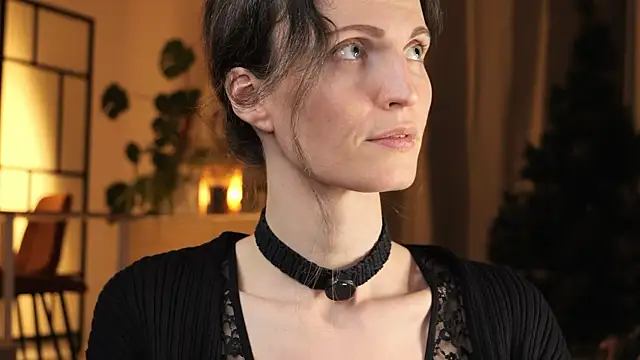 yulladao online show from 11.27.25