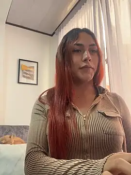 Snapshot of jesica__simpson chatting on 02.21.25 jesica simpson online show from 02.21.25