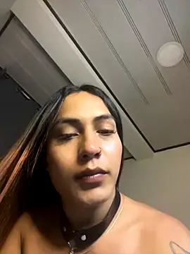 Snapshot of jesica__simpson chatting on 09.22.25 jesica simpson online show from 09.22.25