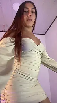 Snapshot of jesica__simpson chatting on 11.21.25 jesica simpson online show from 11.21.25