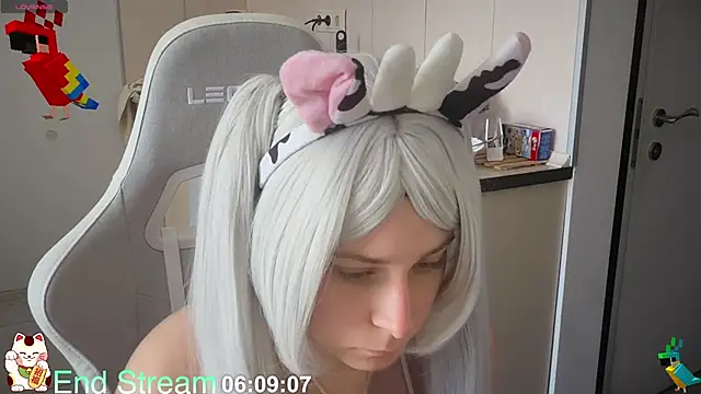Snapshot of ShiroiFubuki chatting on 06.16.26 ShiroiFubuki online show from 06.16.26