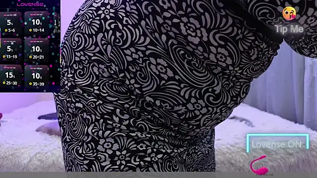 Mariana collins99 online show from 11.26.25