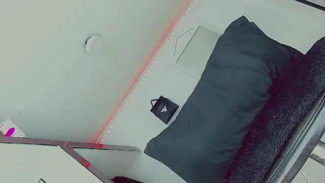 candy kendall online show from 02.07.25