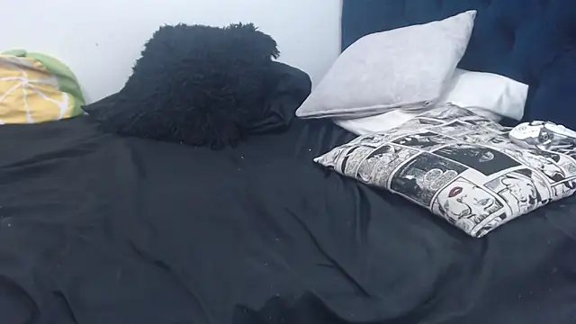 queenofwetqueens online show from 10.25.25