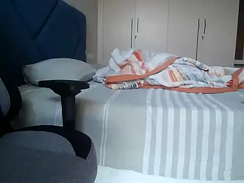 insanefreak69 online show from 02.17.26