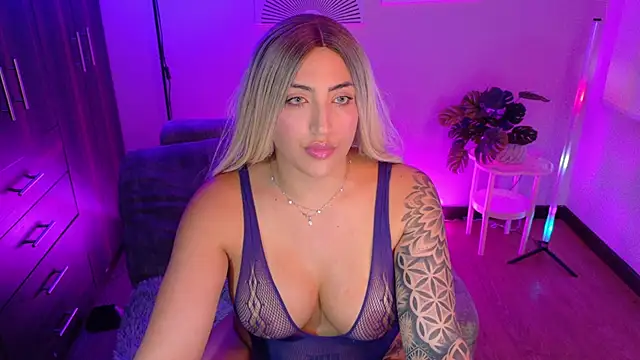 Snapshot of a_belladanger chatting on 03.29.26 a belladanger online show from 03.29.26