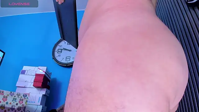 Patty jenkinss  online show from 02.21.25