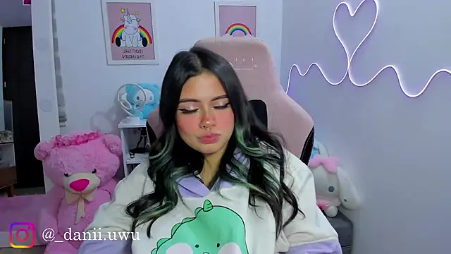 CuteDani  online show from 06.28.26
