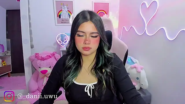 CuteDani  online show from 07.06.26