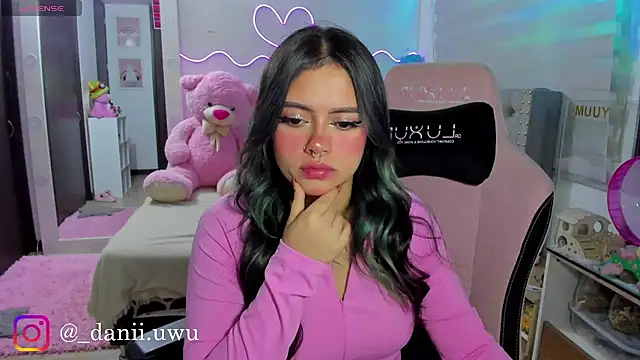 CuteDani  online show from 07.15.26