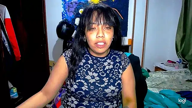 AmaraRoberts420 online show from 05.19.26