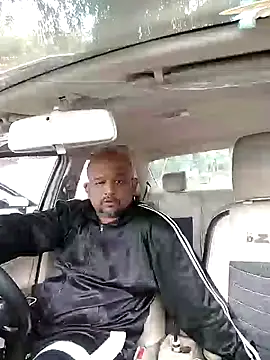 Dick 6inches online show from 12.08.24