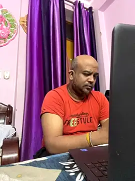 Dick 6inches online show from 10.06.25