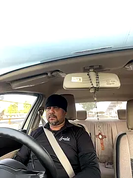 Dick 6inches online show from 10.24.25