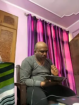 Dick 6inches online show from 11.24.25